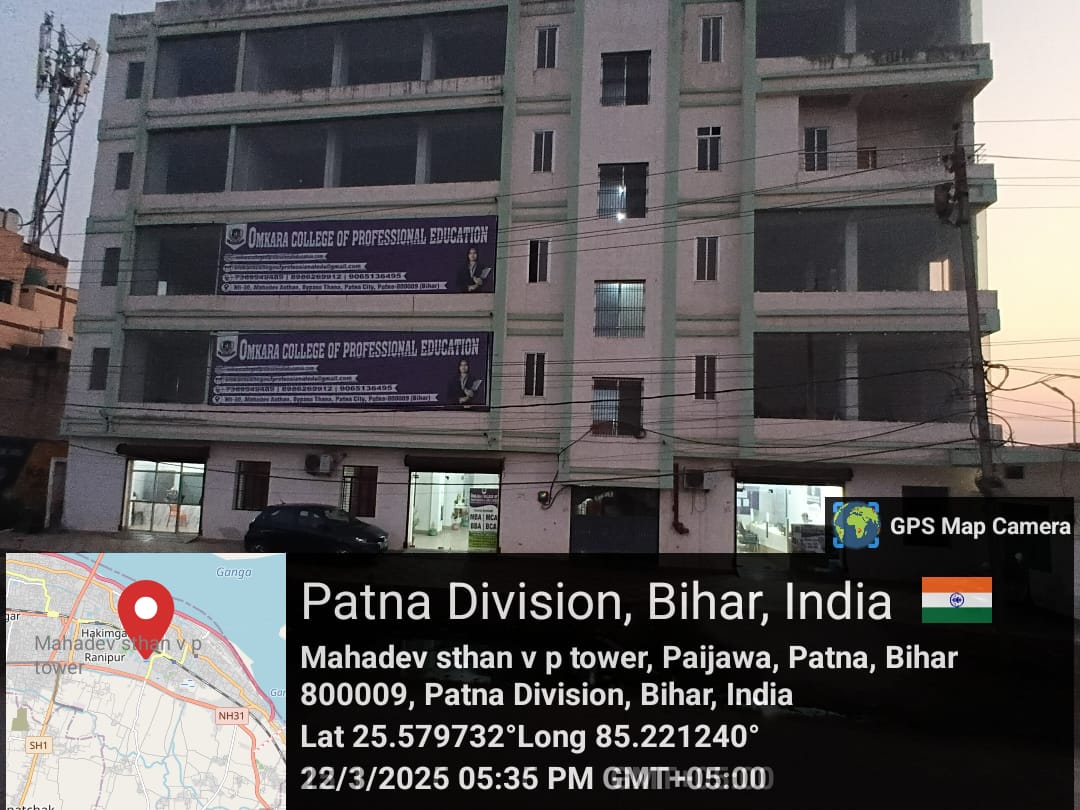 FRONT VIEW OF COLLEGE